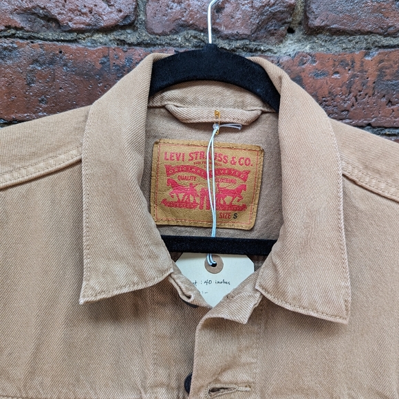 Tan Levi's Trucker Jacket - Picture 3 of 6